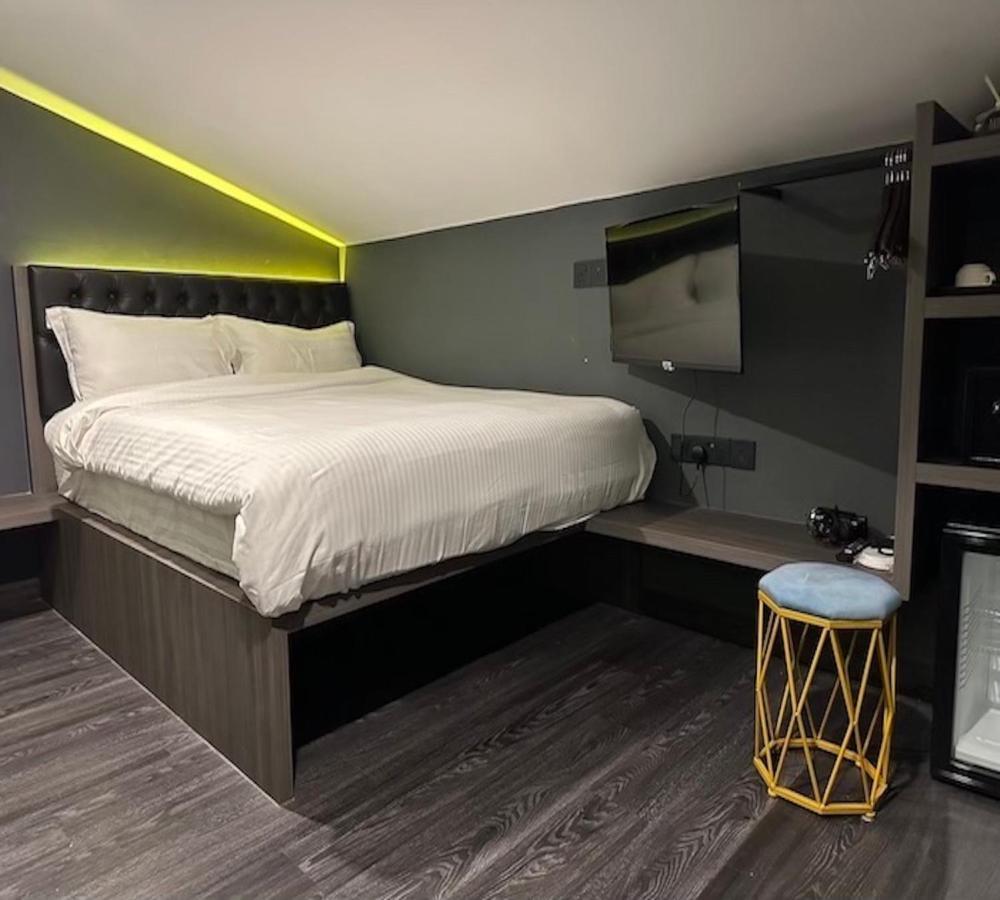 Hotel Jjh - Newly Opened Near Bugis Singapura Luaran gambar